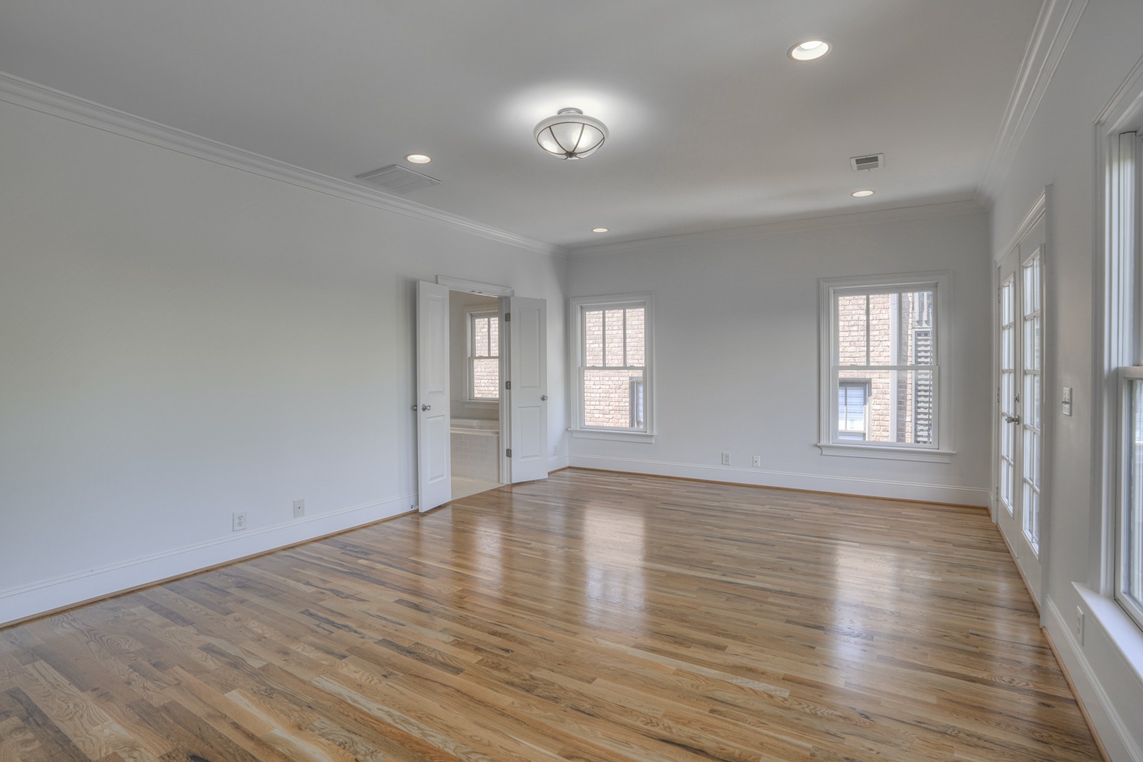 1800B Ashwood Avenue Nashville TN 37212