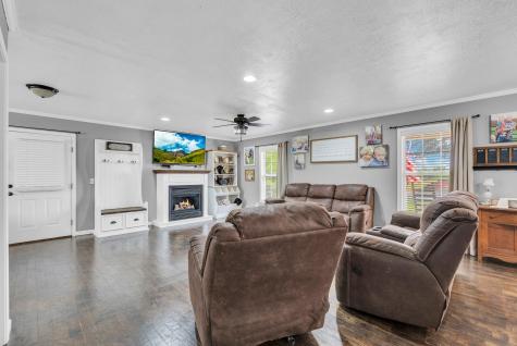 887 Ray Cemetery Road Sparta TN 38583