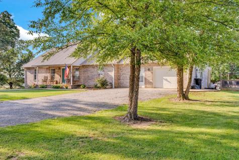 887 Ray Cemetery Road Sparta TN 38583