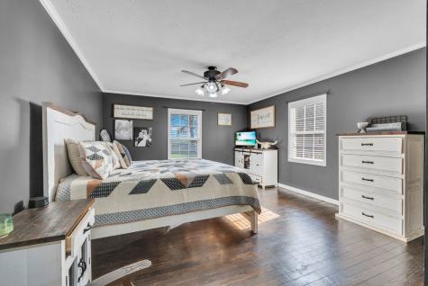 887 Ray Cemetery Road Sparta TN 38583