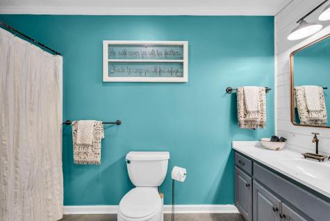 887 Ray Cemetery Road Sparta TN 38583