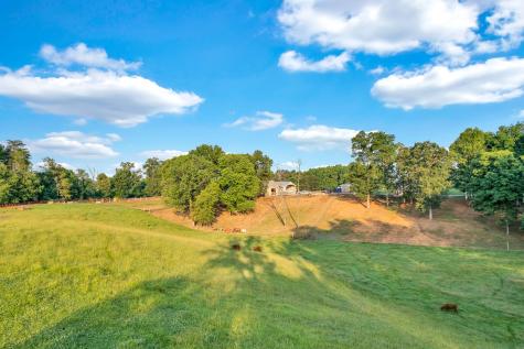 887 Ray Cemetery Road Sparta TN 38583