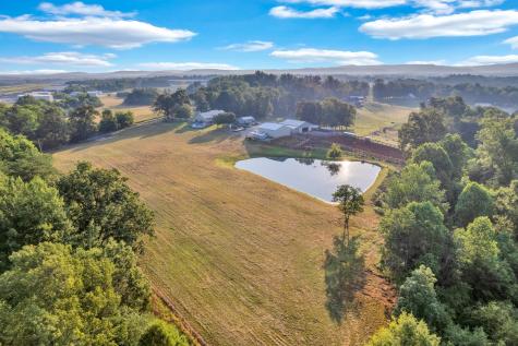 887 Ray Cemetery Road Sparta TN 38583