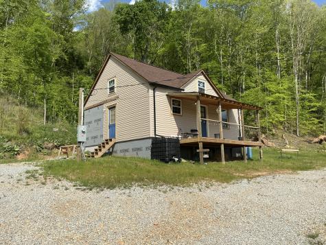 2131 Old Weatherford Road Lutts TN 38471
