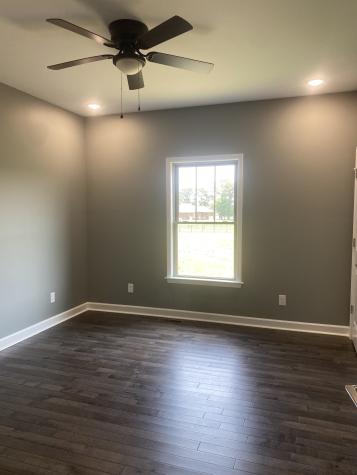 12 Mcfall Road Ethridge TN 38456