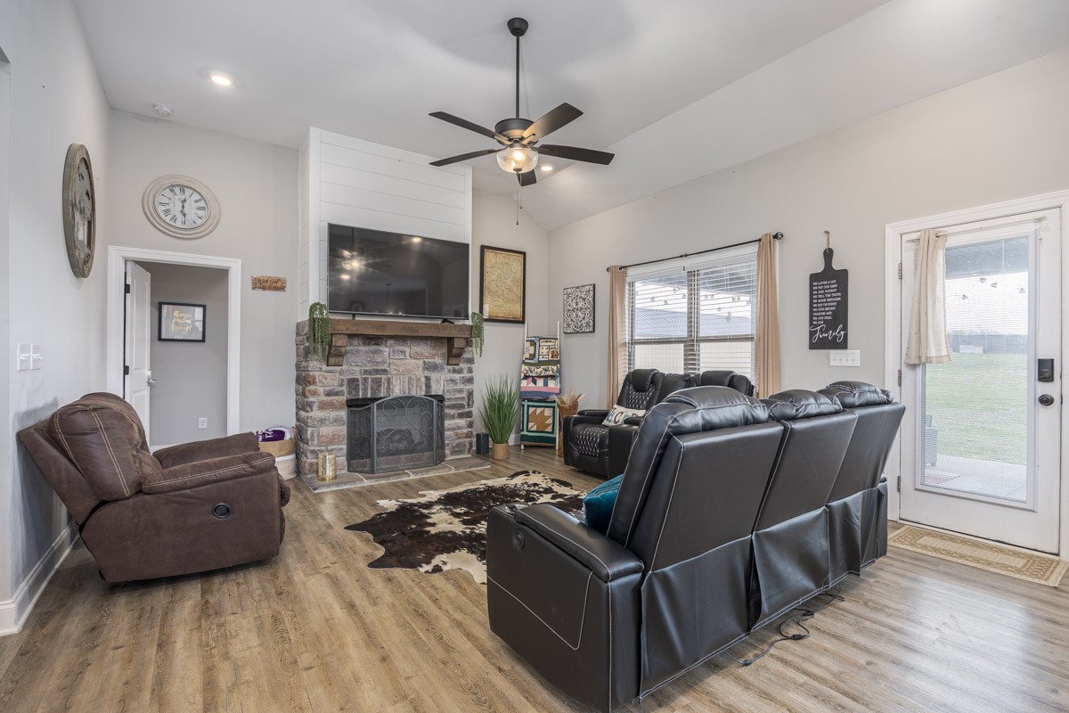2743 W County Farm Road Springfield TN 37172