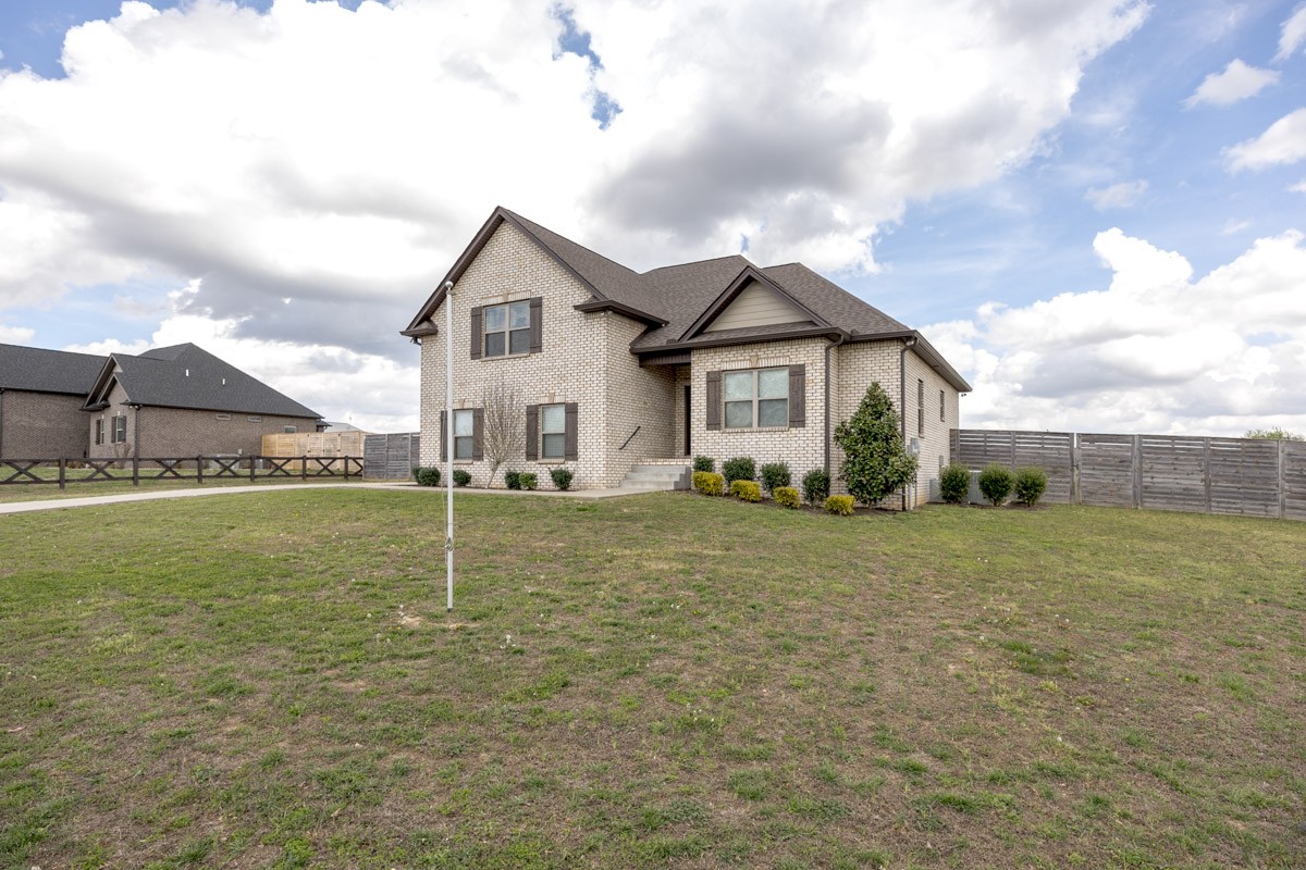 2743 W County Farm Road Springfield TN 37172