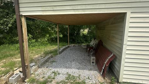 9110 Old Madisonville Road Hopkinsville KY 42240