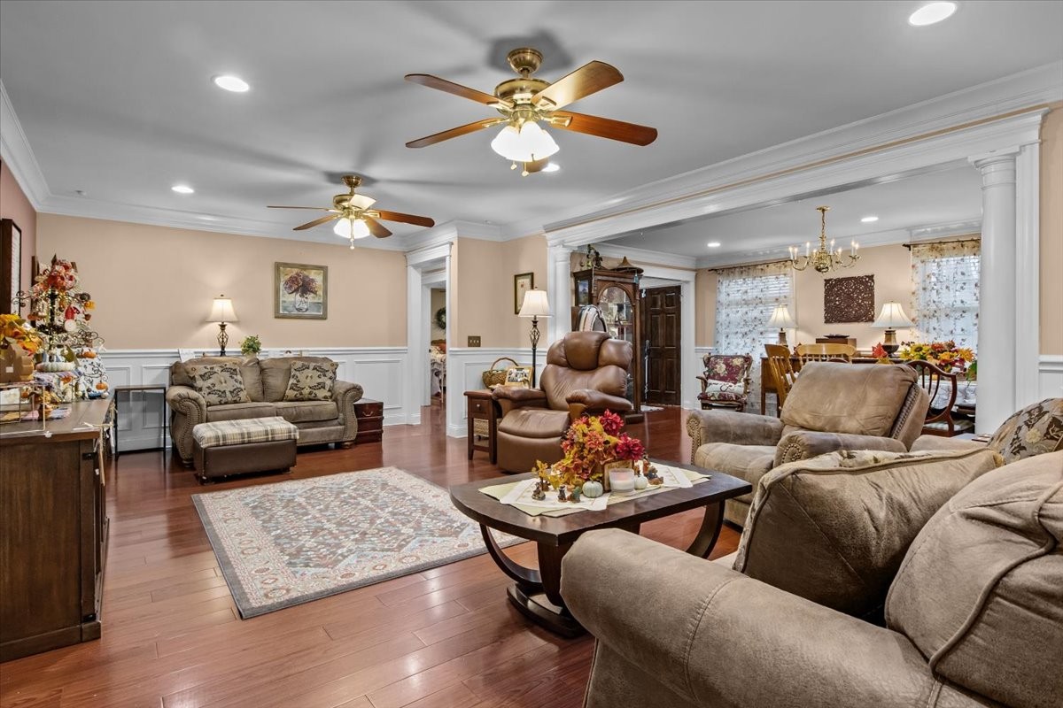 307 Crestview Drive Dickson TN 37055