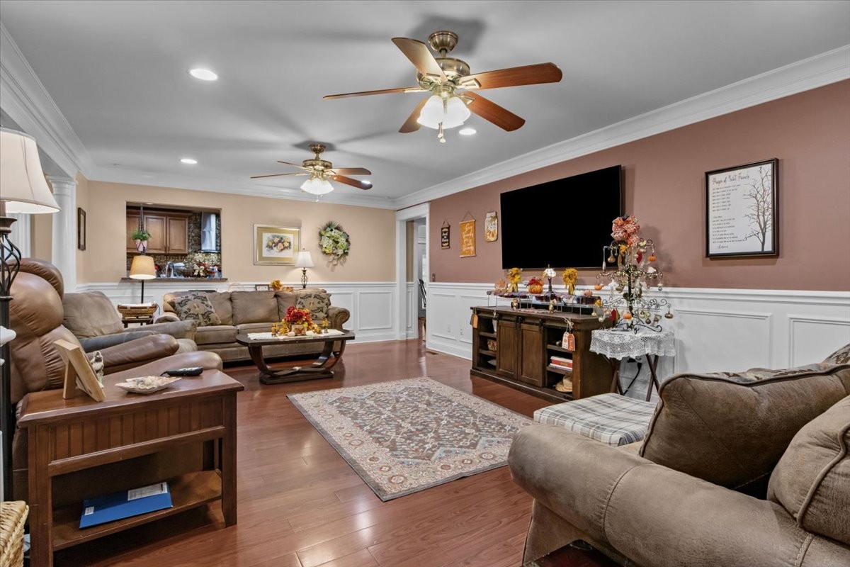 307 Crestview Drive Dickson TN 37055