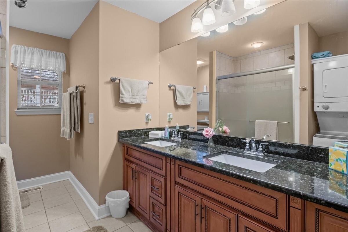 307 Crestview Drive Dickson TN 37055