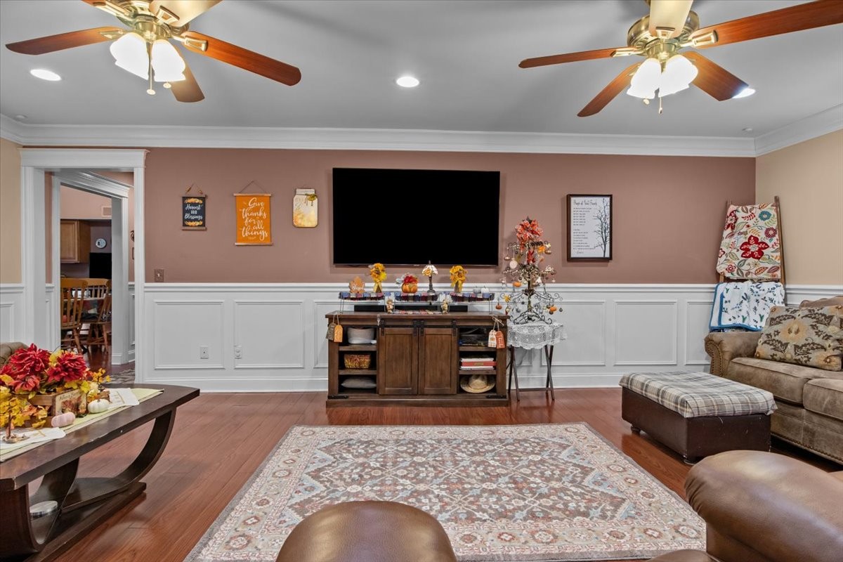 307 Crestview Drive Dickson TN 37055