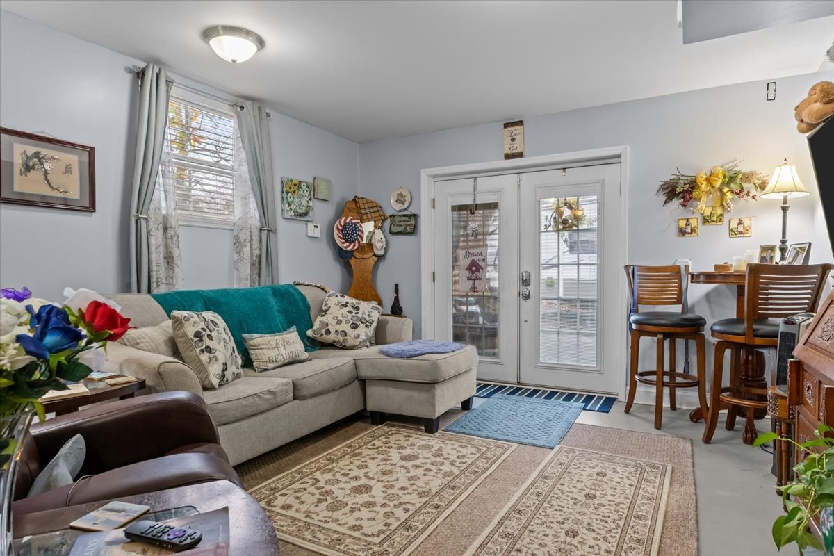 307 Crestview Drive Dickson TN 37055