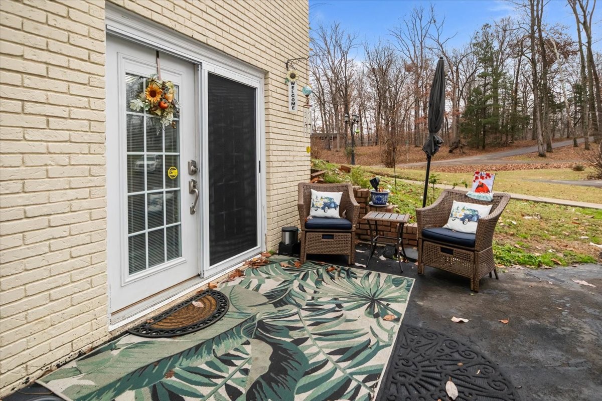 307 Crestview Drive Dickson TN 37055