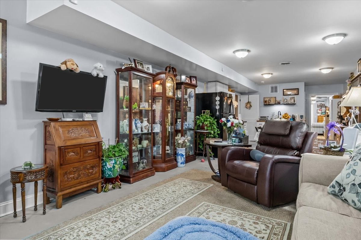 307 Crestview Drive Dickson TN 37055