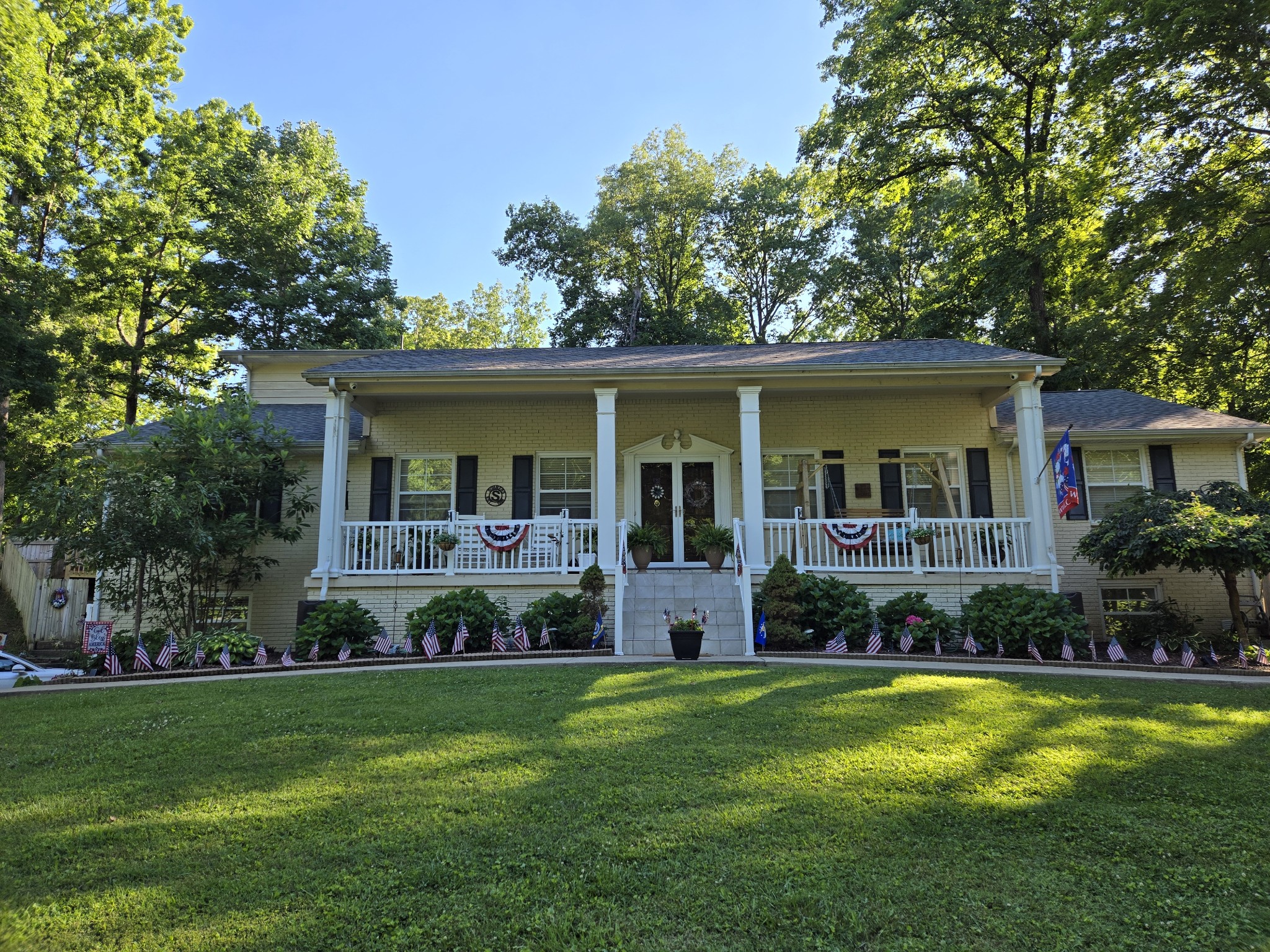 307 Crestview Drive Dickson TN 37055