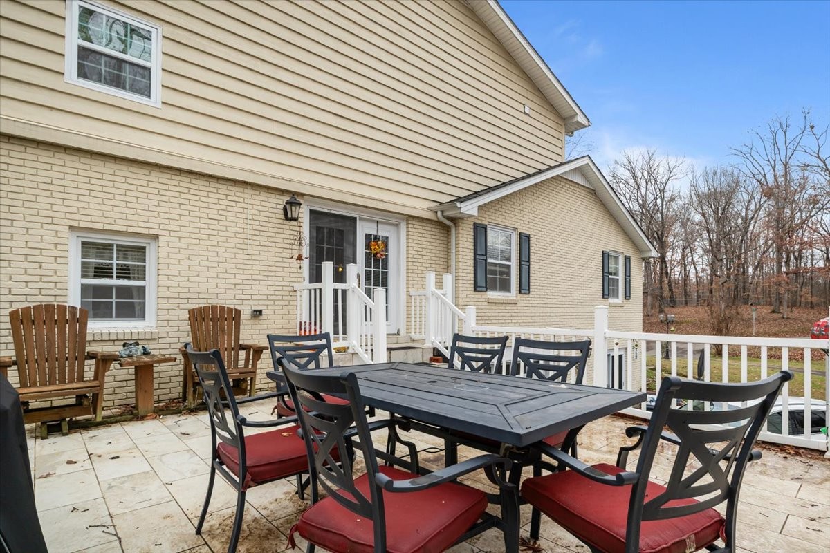 307 Crestview Drive Dickson TN 37055