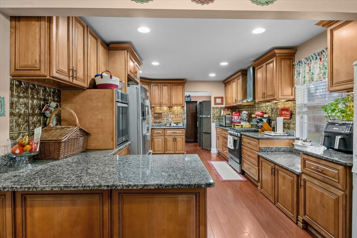 307 Crestview Drive Dickson TN 37055