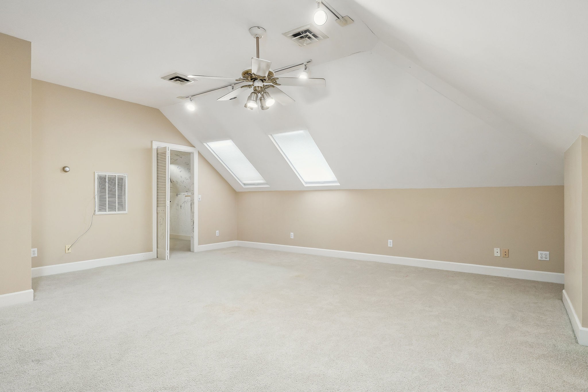 328 Riley Avenue Smithville TN 37166