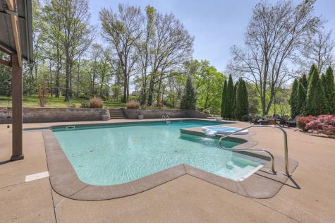 1100 Newmans Trail Hendersonville TN 37075