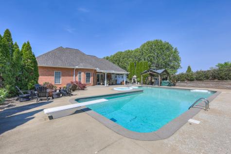 1100 Newmans Trail Hendersonville TN 37075