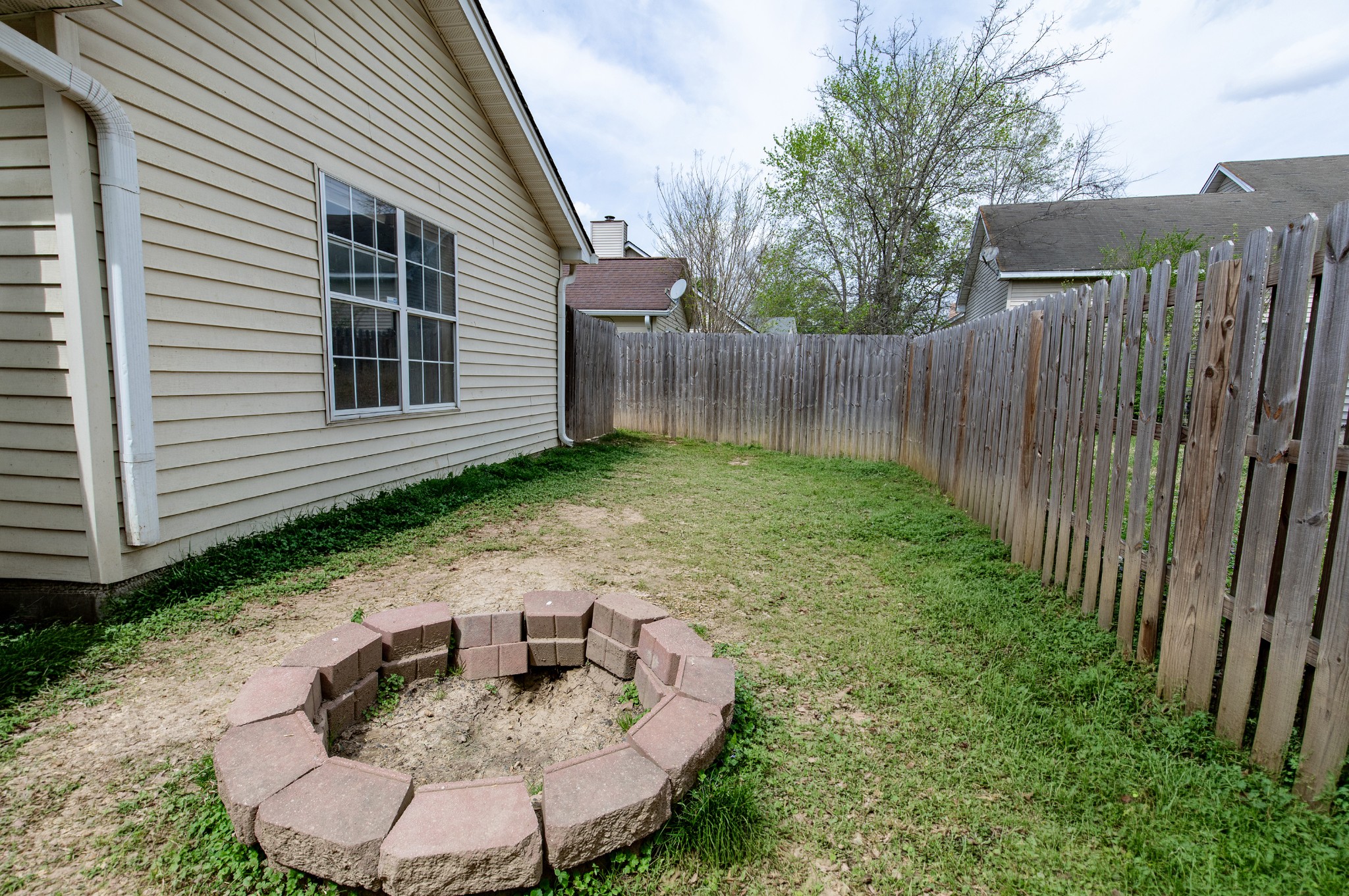 2009 Valley Drive Goodlettsville TN 37072
