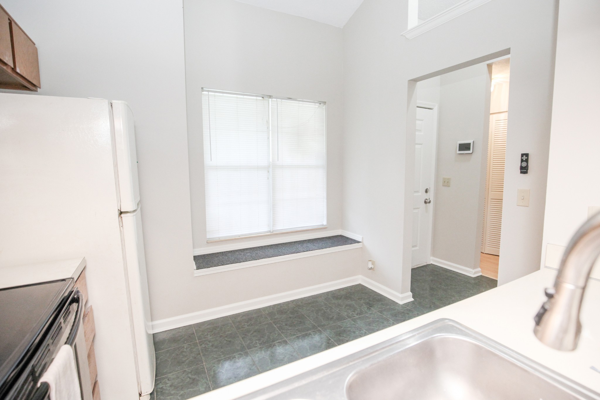 2009 Valley Drive Goodlettsville TN 37072