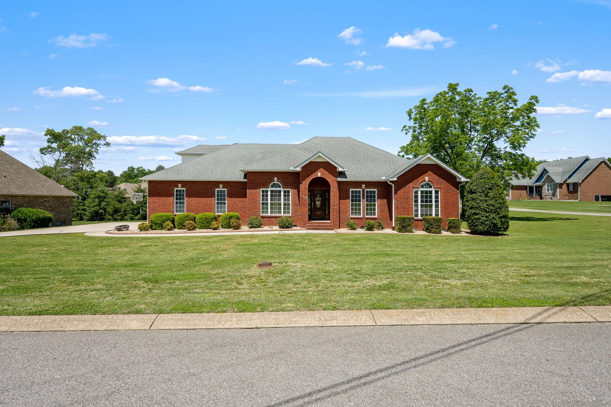 100 Canary Lane Shelbyville TN 37160