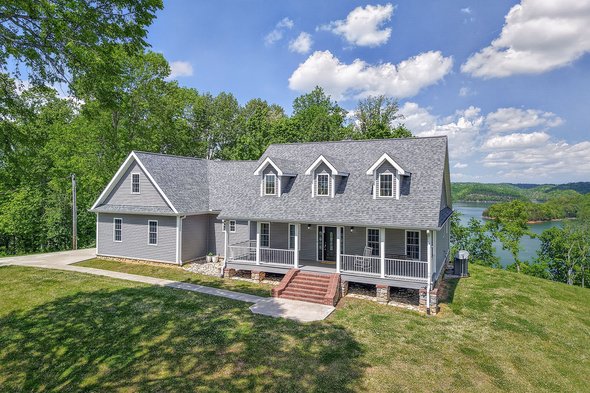 487 Cedar Hill Road Celina TN 38551