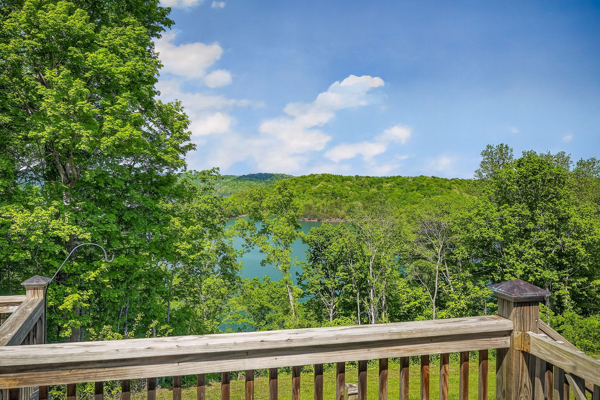 487 Cedar Hill Road Celina TN 38551
