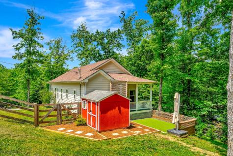 2639 Distillery Road Greenbrier TN 37073