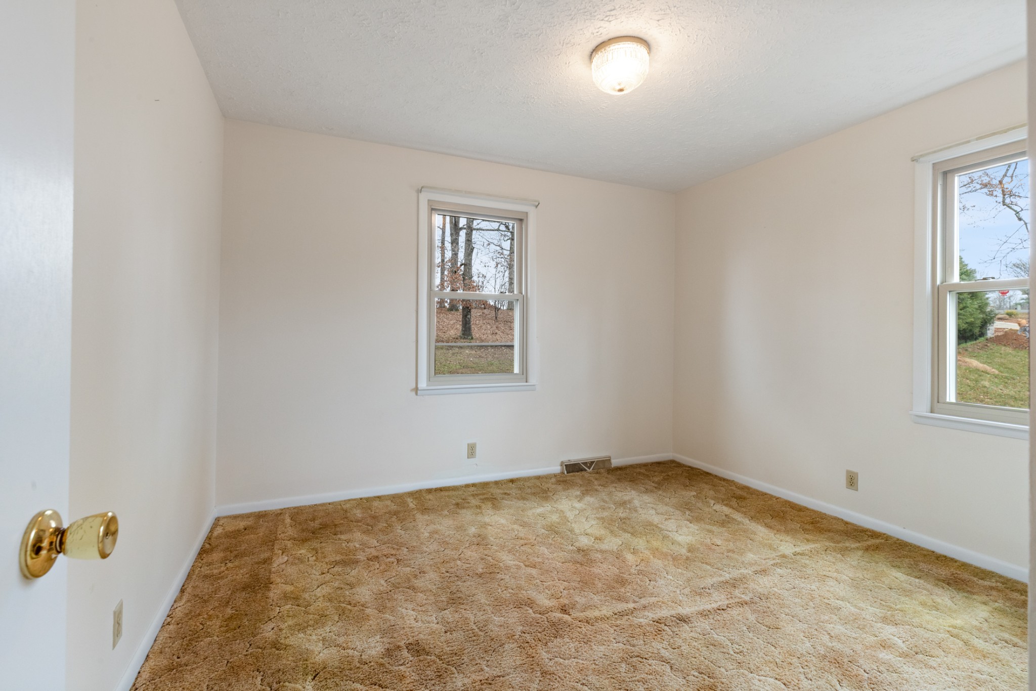 2054 Ridgecrest Circle Dickson TN 37055