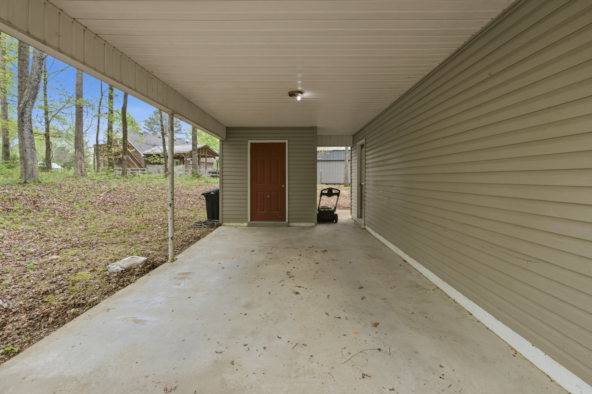 71 Periwinkle Path Leoma TN 38468