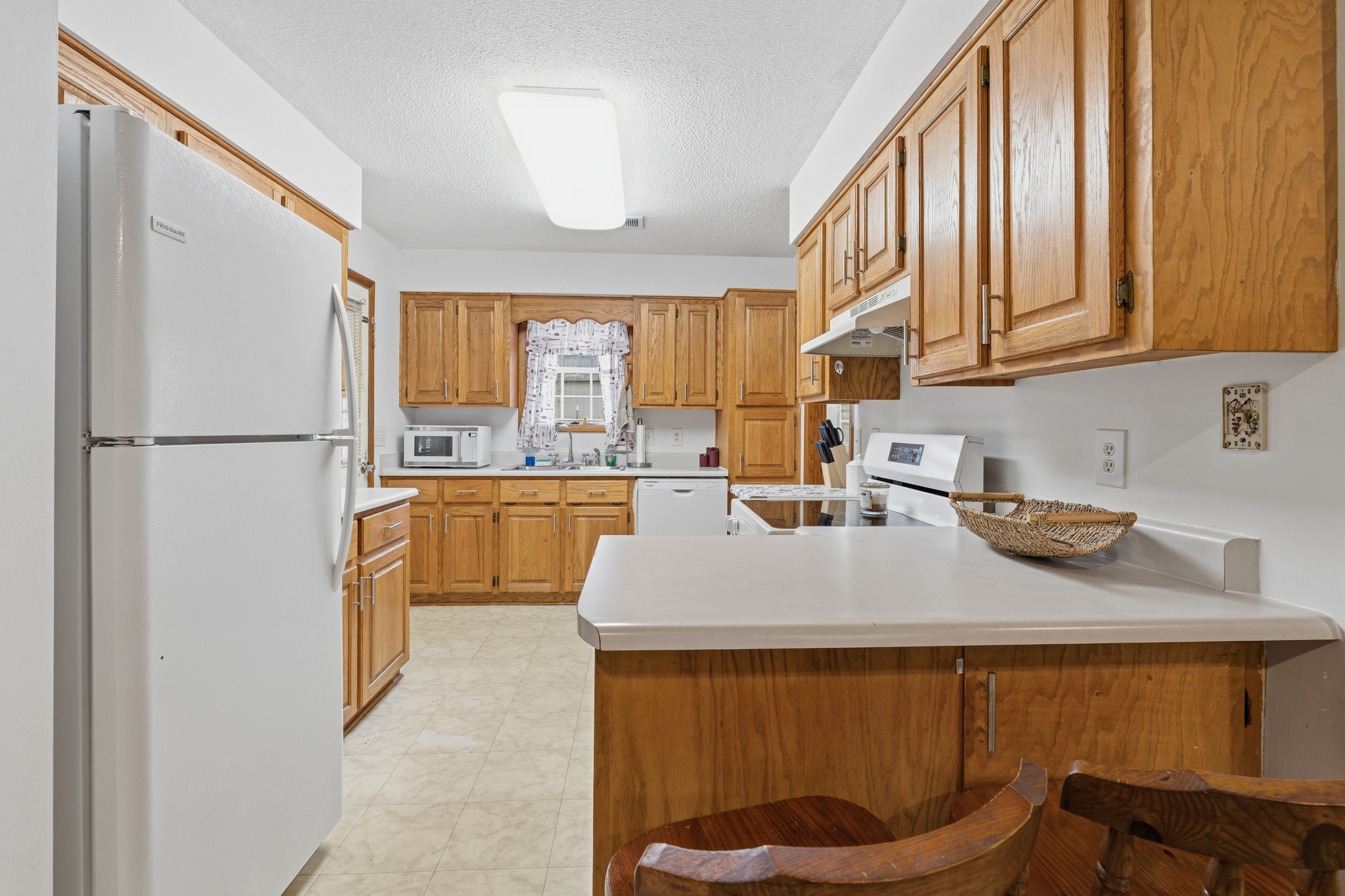 71 Periwinkle Path Leoma TN 38468