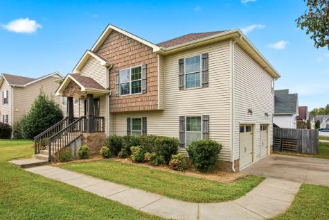 3616 Fox Den Lane Clarksville TN 37040