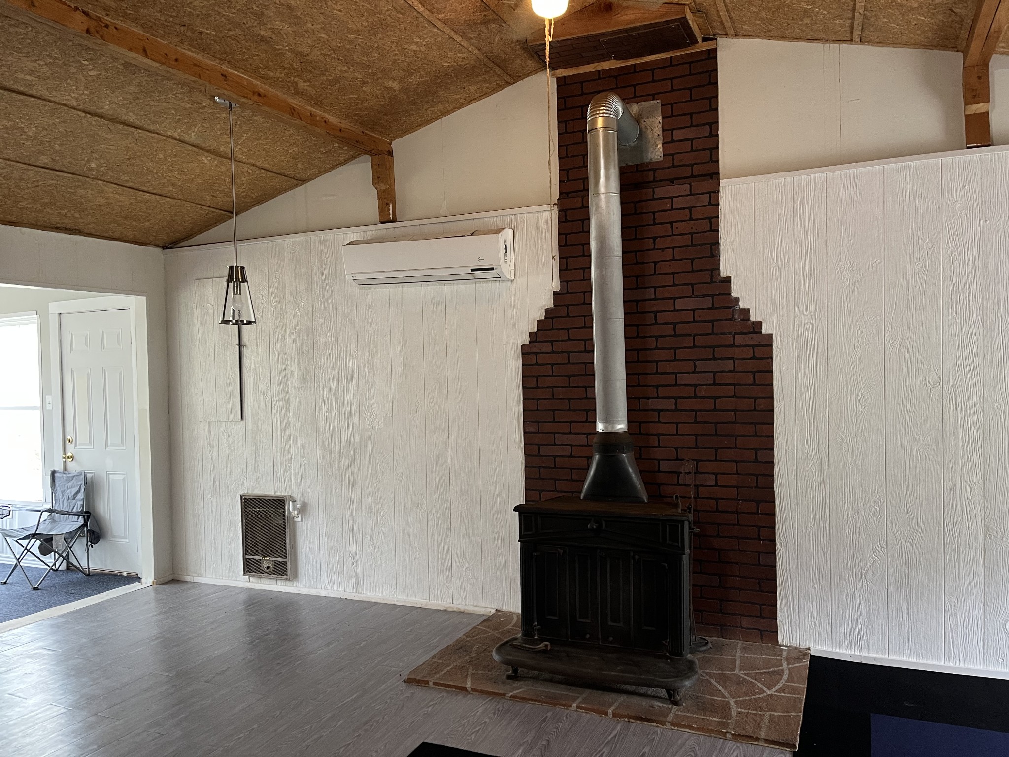 829 Sr 399 Palmer TN 37365