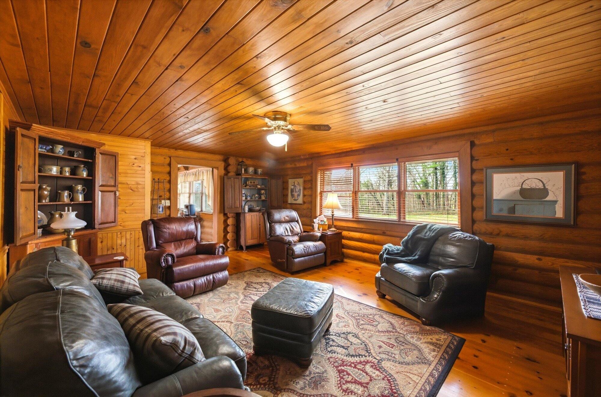 209 County Road 576 Englewood TN 37329