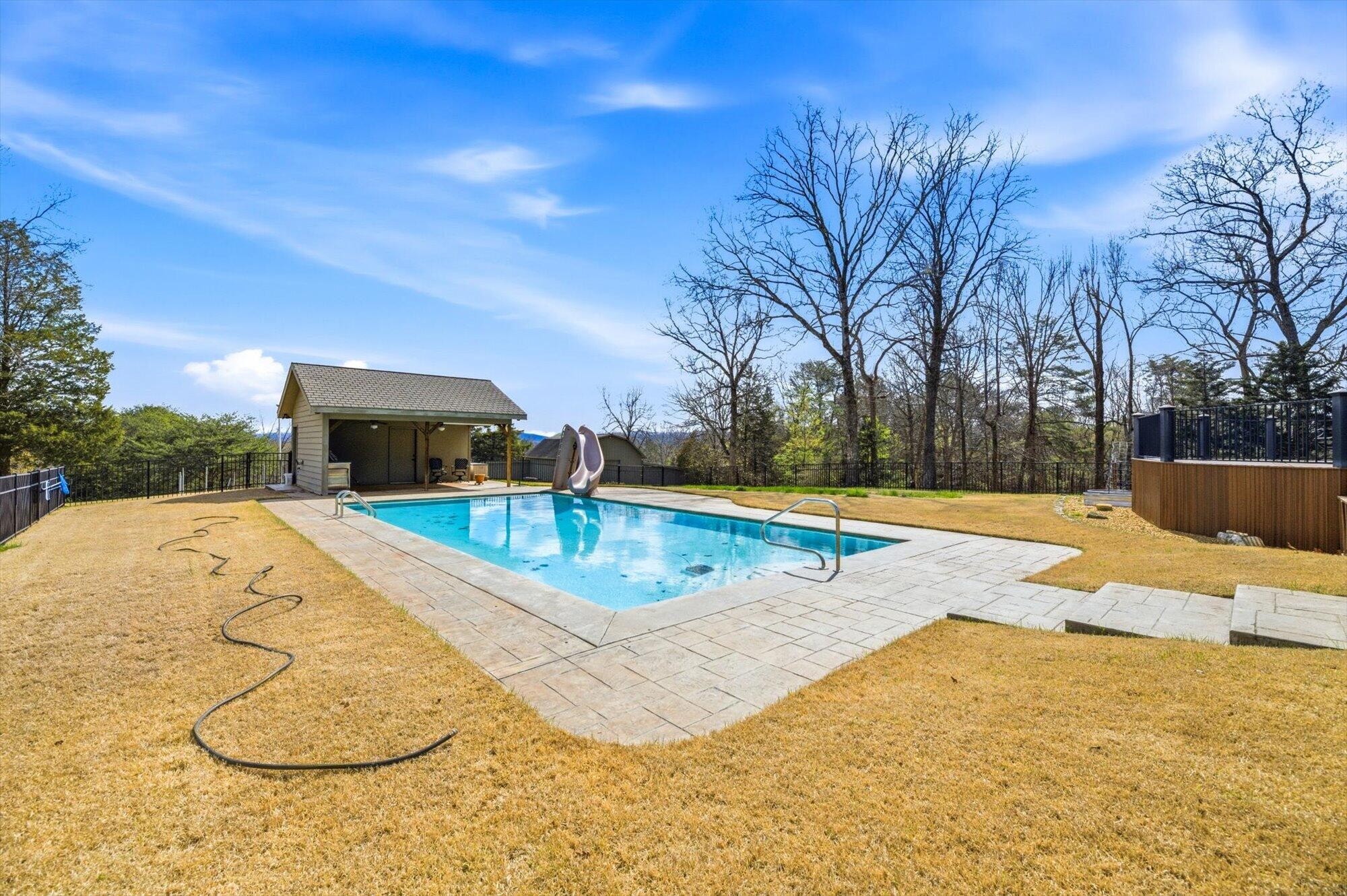 209 County Road 576 Englewood TN 37329