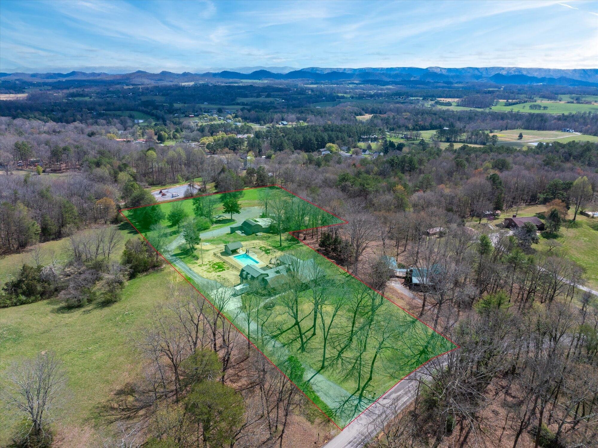 209 County Road 576 Englewood TN 37329