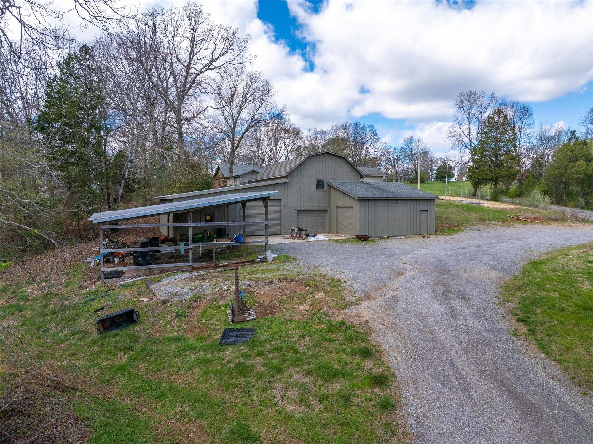 209 County Road 576 Englewood TN 37329