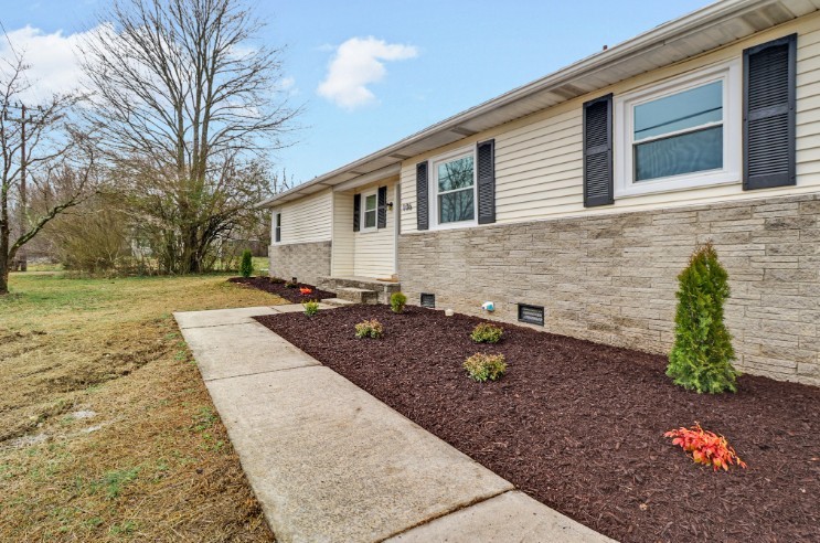 106 Dearman Street Smithville TN 37166