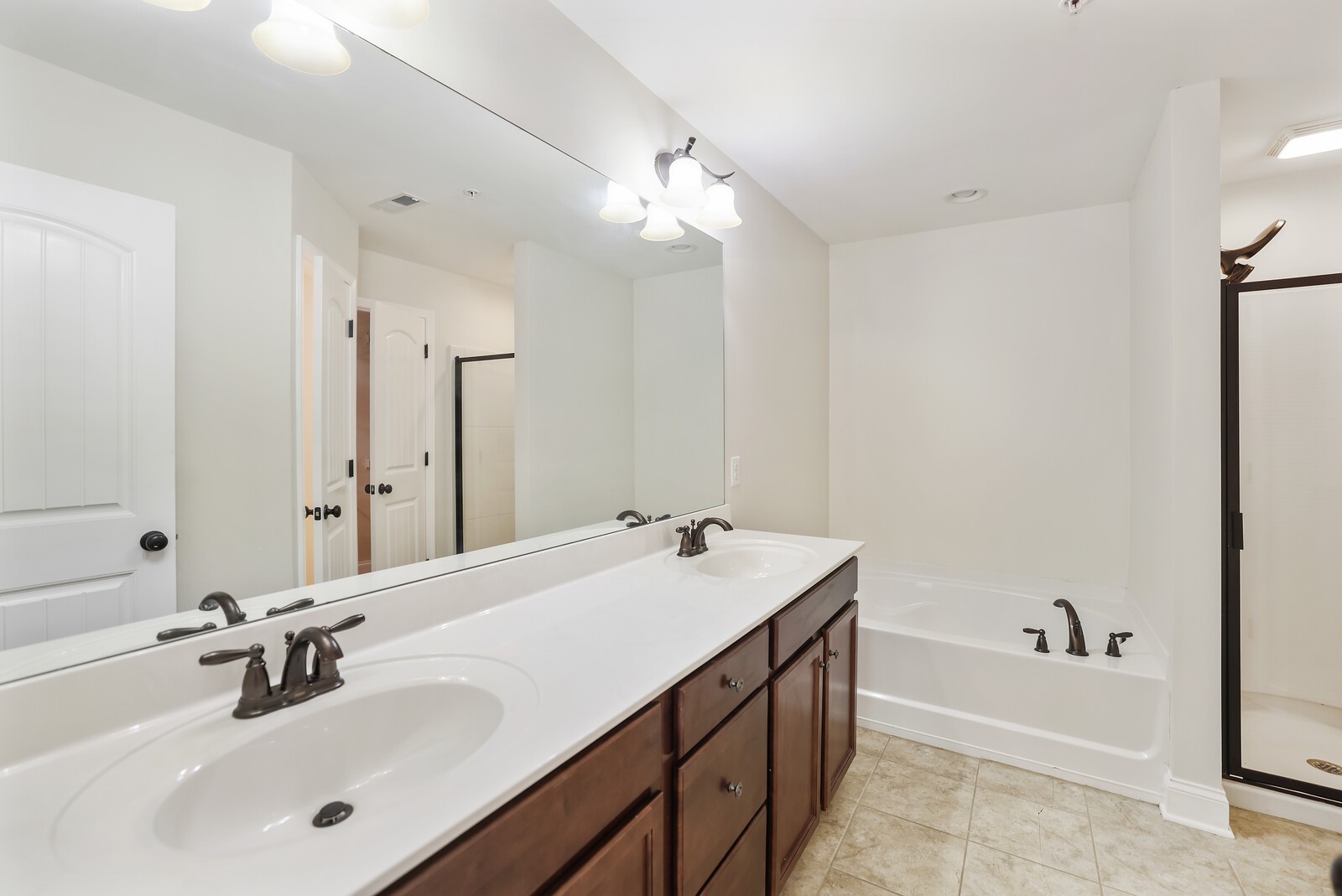 345 Coronado Private Cirlce Hendersonville TN 37075