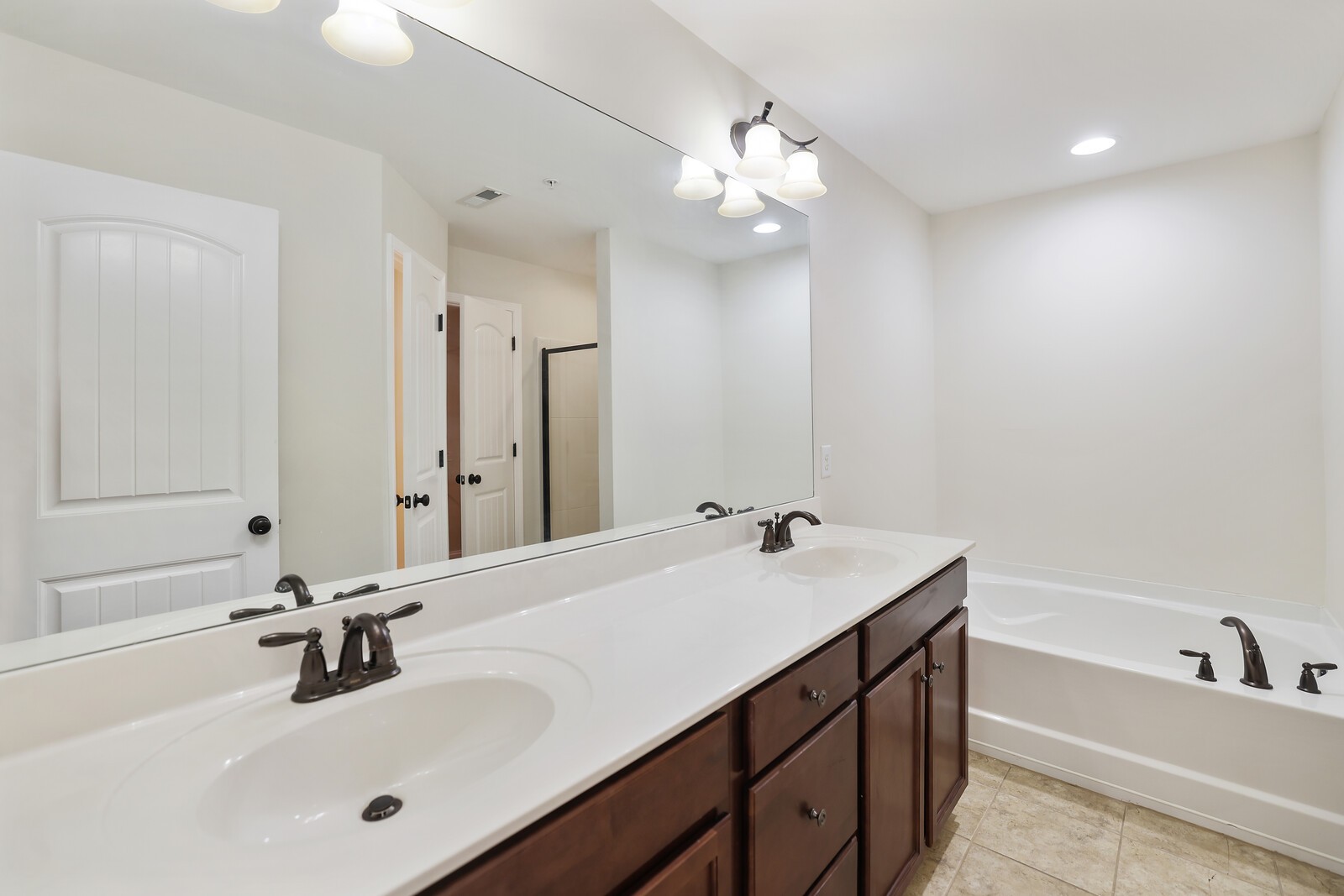 345 Coronado Private Cirlce Hendersonville TN 37075