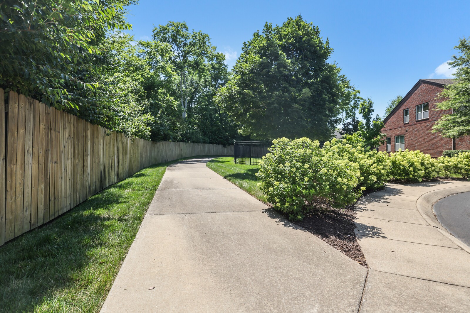 345 Coronado Private Cirlce Hendersonville TN 37075