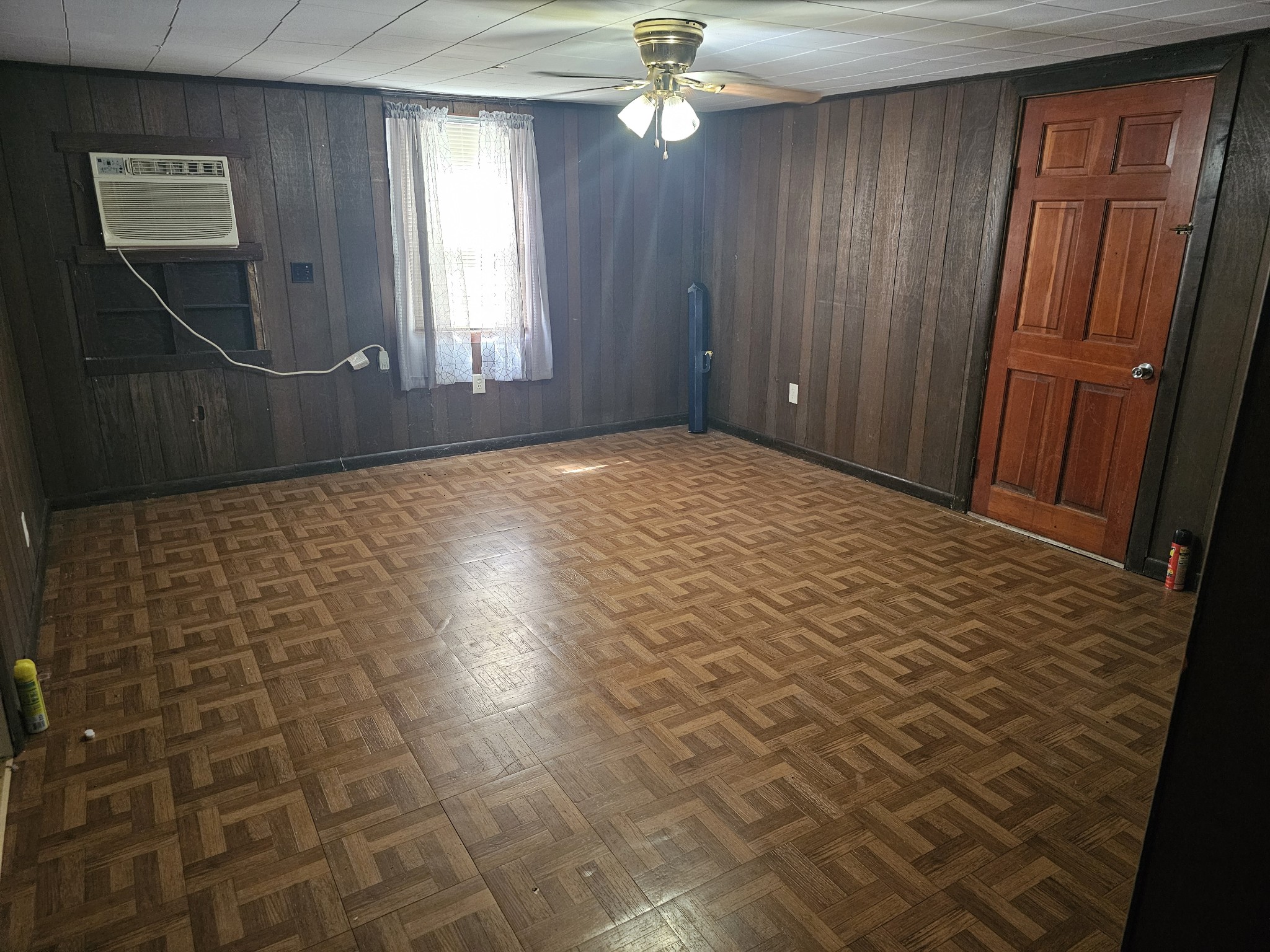 219 Vine Circle Loretto TN 38469