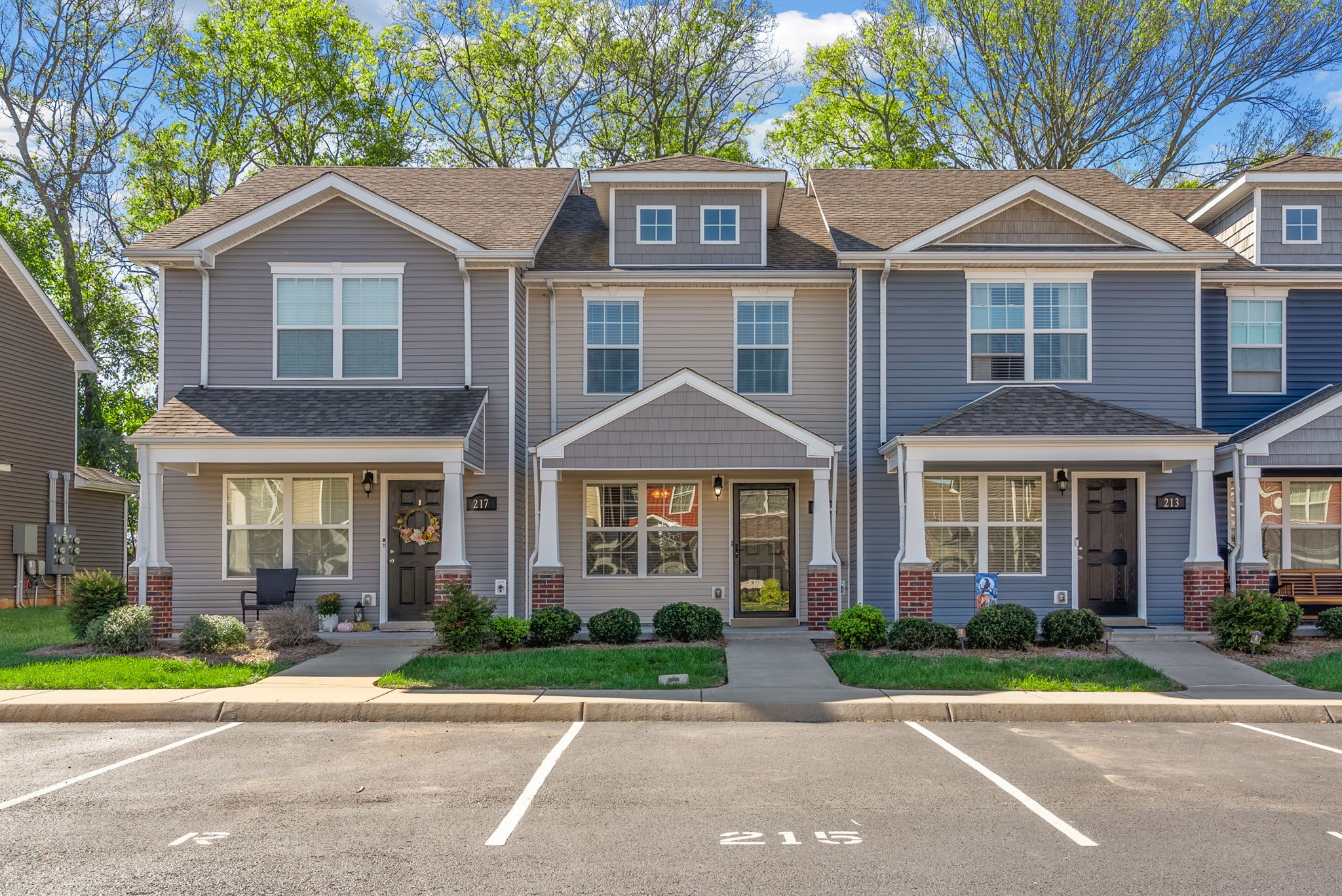 215 Alexander Boulevard Clarksville TN 37040