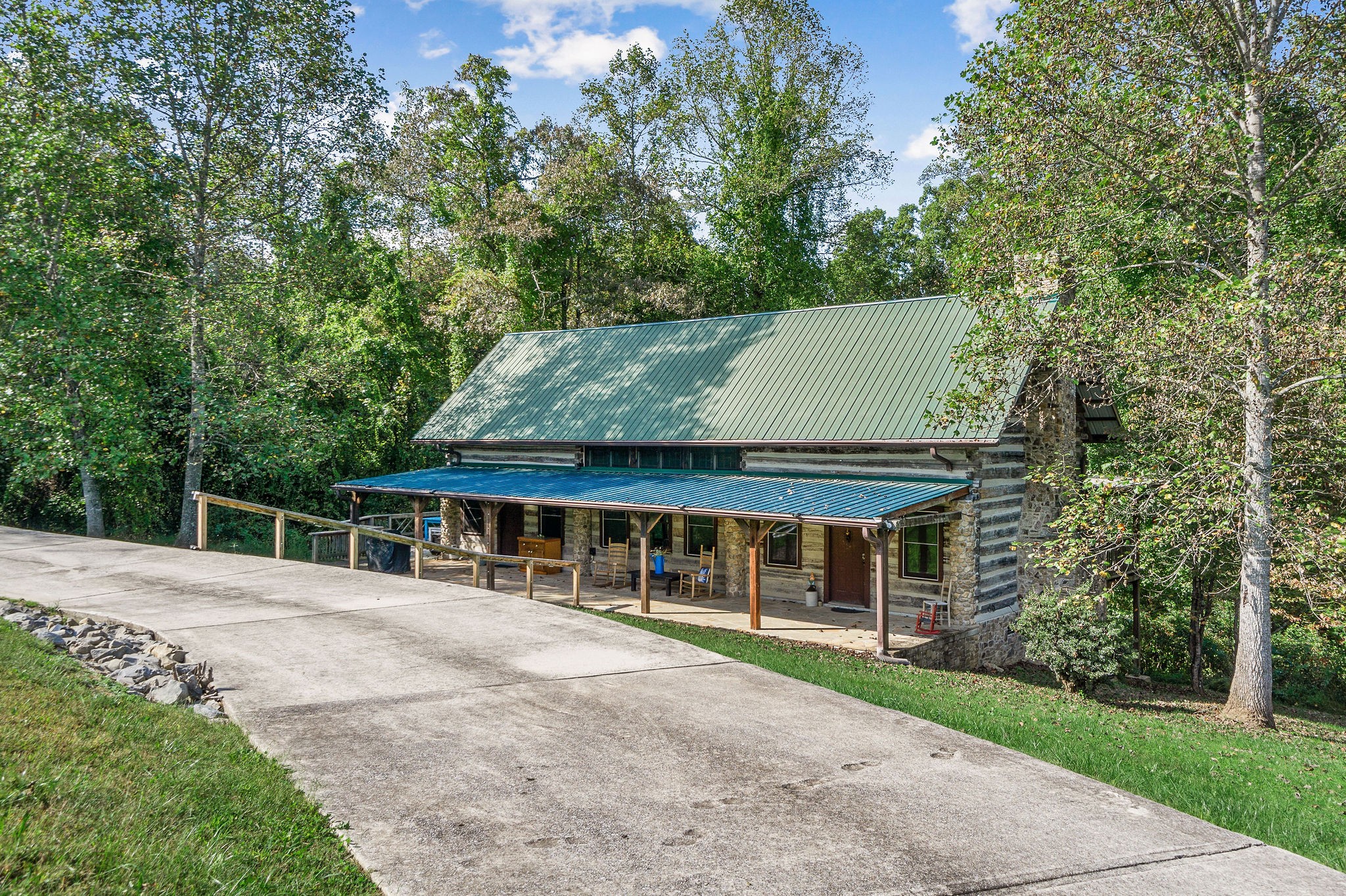 12159 Cookeville Boat Dock Road Baxter TN 38544