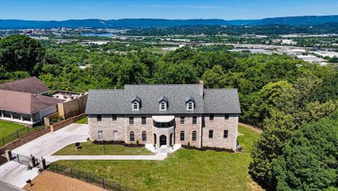 551 N Crest Court Chattanooga TN 37404