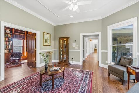 551 N Crest Court Chattanooga TN 37404