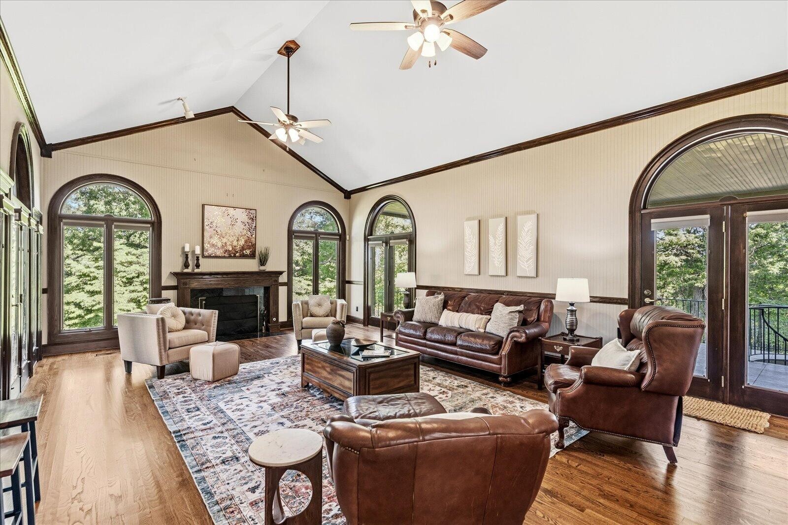 551 N Crest Court Chattanooga TN 37404